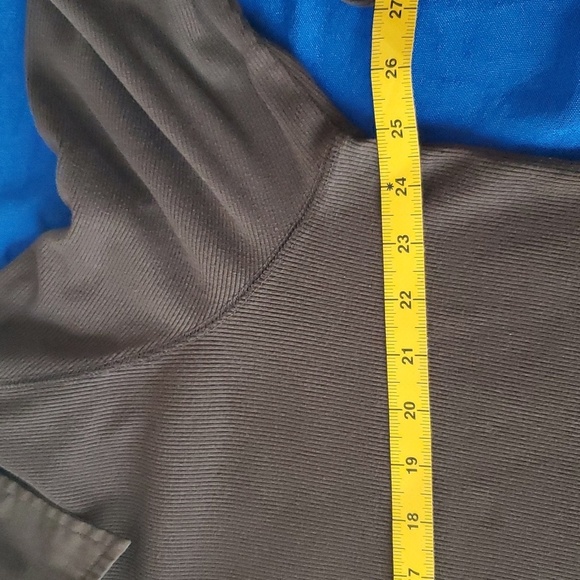 Avenue plus size ribbed long sleeve lace up olive green top 22/24 - Picture 4 of 5